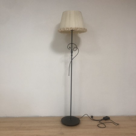 Lampada a terra Emy